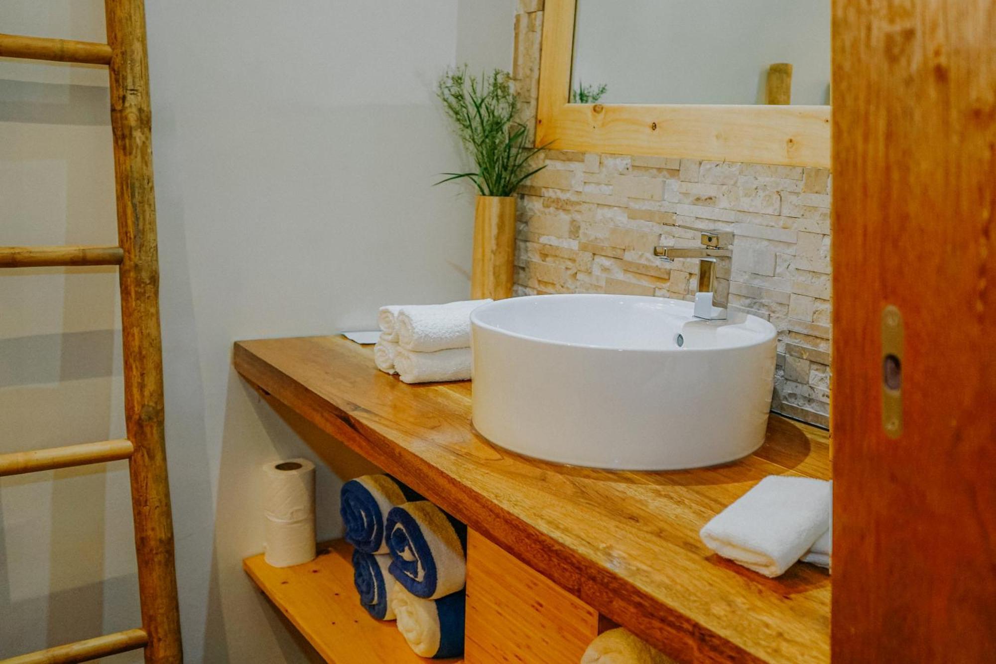 Ecoboo Maldives Hotell Thinadhoo  Exteriör bild